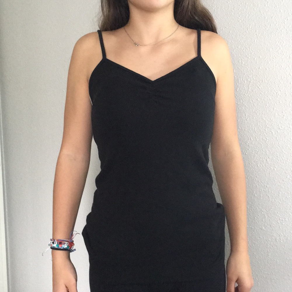 2 tank tops